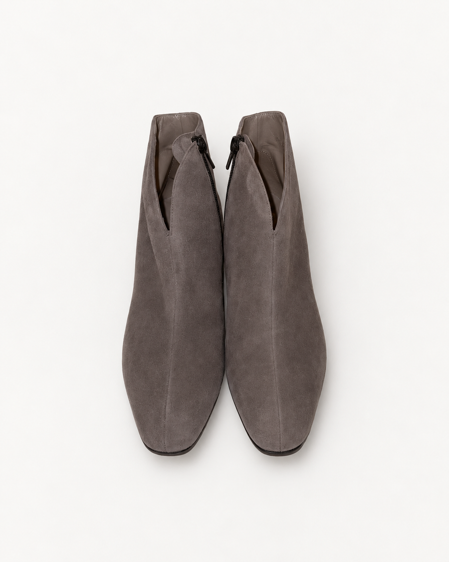 Ankle Suede Boot in Smog